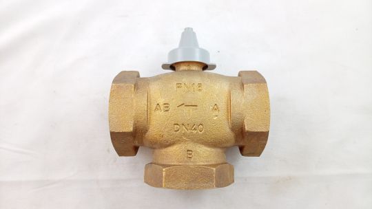 Danfoss 065F0040 - Регулирующий клапан 3-ходовой VMV Ду 40