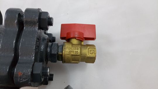 Danfoss 065B7728 - Фильтр сетчатый FVF Ду25 со сливным краном, чугун, фланцевый, Ру16