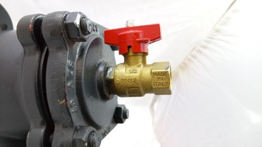 Danfoss 065B7732 - Фильтр сетчатый FVF Ду65 со сливным краном, чугун, фланцевый, Ру16
