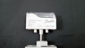 Danfoss 097U0111 - Термопреобразователь сопротивления канальный MBT 3280 , Pt1000 200 мм