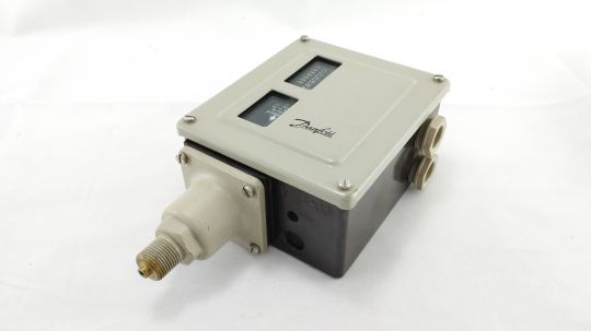 Danfoss 017-520366 - Реле давления RT116, диапазон давлений 1-10 бар, дифференциал 0,3-1,3 бар, G3/8