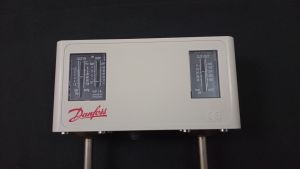 060-129966 Реле давления KP 15, сдвоенные, высокое давление, -40 - 65 °C, IP44, Solder, ODF - 1/4 in Female, SPDT+SPST(NO), левая-авто, правая - авто