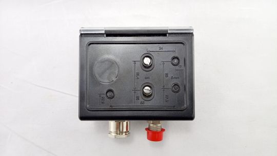 060-538666 Реле давления KP 35 для систем регулирования, контроля и аварийной сигнализации в промышленных установках, -0,2-8 бар, дифференциал 0,7-4,0 бар, IP 55
