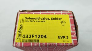 032F1204 Клапан соленоидный, тип EVR 3, -40 - 80 °C, 45,2 бар, KVS 0,270 м3/ч, вход и выход 3/8 in, NC, прямой, клапанный узел 3,30 мм, под пайку, ODF