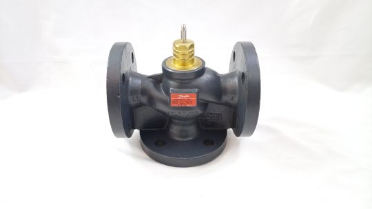065B1625 Регулирующий клапан VF3, Ду 25 Kvs=10.0, Danfoss 065Z0257