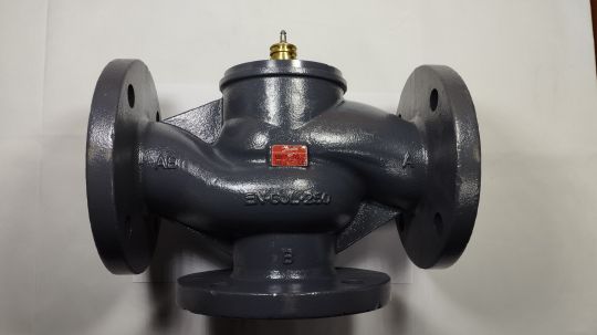 065B1611 Регулирующий клапан VF3, Ду 15 Kvs=0.63, Danfoss 065Z0251
