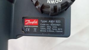 082G3521 Электропривод AMV523 для седельного клапана, 230 В, мощность 12 Вт, управление 3-позиционным сигналом, 1200Н, перемещение штока 11 с/мм
