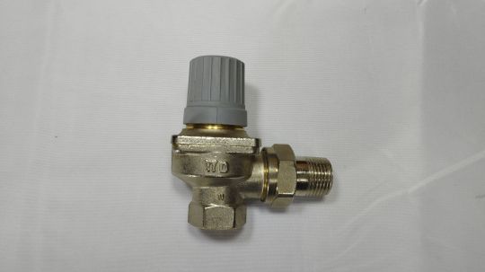 013L3721 DANFOSS Клапан термостатический угловой 1/2" RTD-G 15