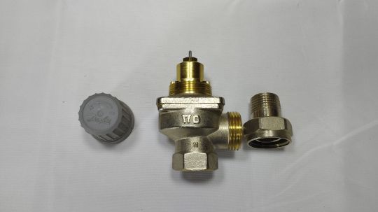 013L3721 DANFOSS Клапан термостатический угловой 1/2" RTD-G 15