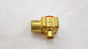 067B4011 Корпус клапана TE 5, угловые, вход 5/8", выход 7/8", под пайку, ODF