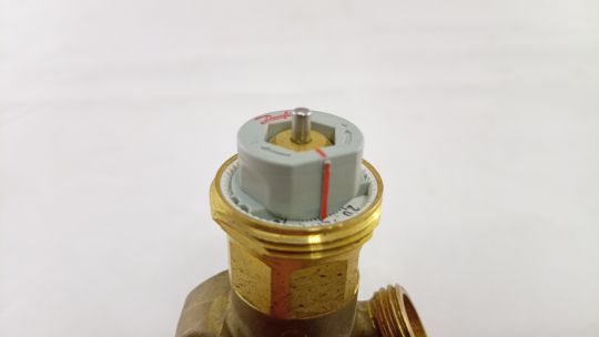 003Z1801 AQT Ду10 Комбинированный балансировочный клапан Danfoss