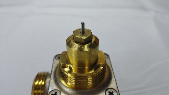 013L3723 DANFOSS Клапан термостатический угловой  3/4" RTD-G 20