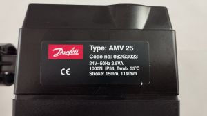 082G3023 Электропривод AMV25 для седельного клапана, 24 В, мощность 2,15 Вт, управление 3-позиционным сигналом, 1000Н, перемещение штока 11 с/мм