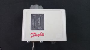 060L123666 РЕЛЕ ТЕМПЕРАТУРЫ KP 61, С КАПИЛ.ТРУБКОЙ 6М, -30..+15 C, IP 44,  DANFOSS
