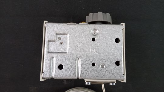 060L110166 Danfoss KP 61 Реле температуры электроконтактный термостат длина кап.трубки 5 м
