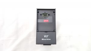 132F0010 Частотный преобразователь Danfoss VLT Micro Drive FC 51, 3 фаза, 4,2А, 0,75кВт