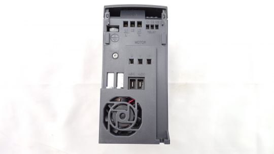 132F0018 Danfoss частотный преобразователь VLT® Micro Drive FC 51 0,75 квт