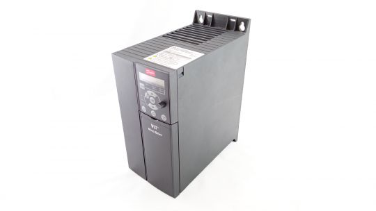 132F0058 Частотный преобразователь Danfoss VLT Micro Drive FC 51, 3 фаза, 23А, 11кВт