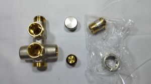 013G3369 Гарнитура RA-K для двухтрубной системы, Py 10 бар, Тмакс 120°C, присоединительная деталь гарнитуры RA-KW с запорным краном и патрубками