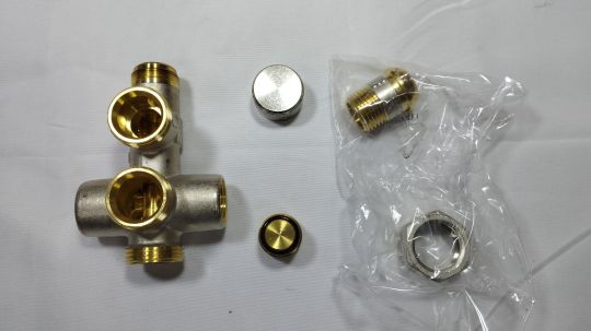 013G3369 Гарнитура RA-K для двухтрубной системы, Py 10 бар, Тмакс 120°C, присоединительная деталь гарнитуры RA-KW с запорным краном и патрубками