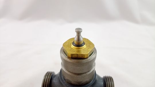 065B1213 VRG3 с наружной резьбой Ду15 DANFOSS КЛАПАН РЕГУЛИРУЮЩИЙ СЕДЕЛЬНЫЙ ТРЕХХОДОВОЙ