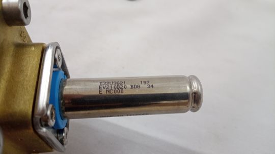 032U3621 Danfoss электромагнитный клапан EV210B 20 BD (20ssg34t)