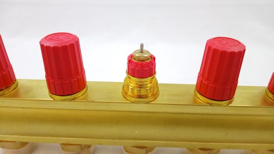 088U0506 Коллекторы FHF-6 для 6 контуров Danfoss