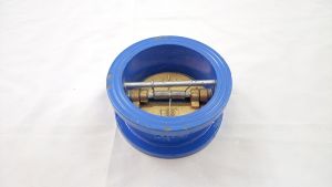 Клапан обратный двухлепестковый межфланцевый чугунный Ду80 Ру16
