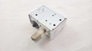 060-132566R РИДАН Реле давления KPI 35R, диап. настройки -0,2...8 бар, диф. 0,4…1,5 бар, штуцер G1/2А, авт