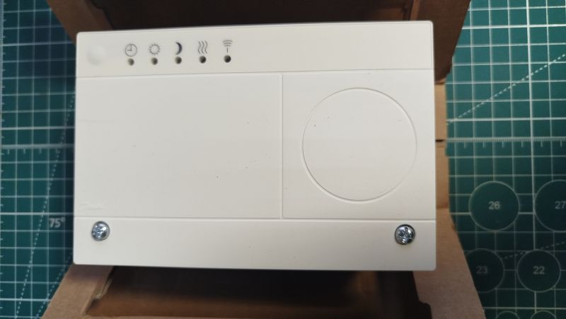 ECL Comfort 120, 100B1200 (старый артикул 087B1262) Управление через приложение в смартфоне.