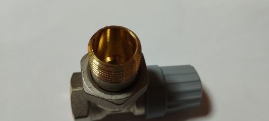 013G7003 Клапан терморегулирующий Danfoss RTR-FN Ду15 угловой