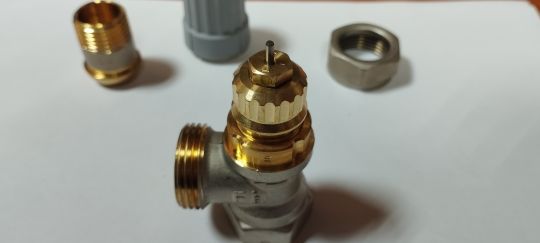 013G7003 Клапан терморегулирующий Danfoss RTR-FN Ду15 угловой
